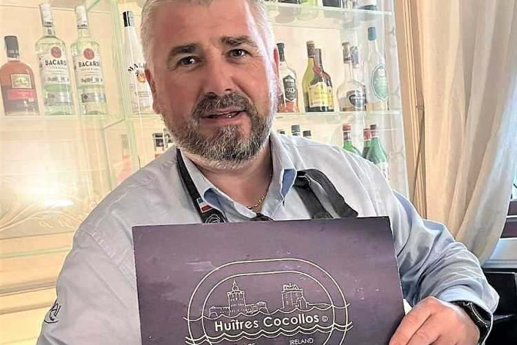 Anche le ostriche Cocollos sono un affare di famiglia e tutti vi partecipano